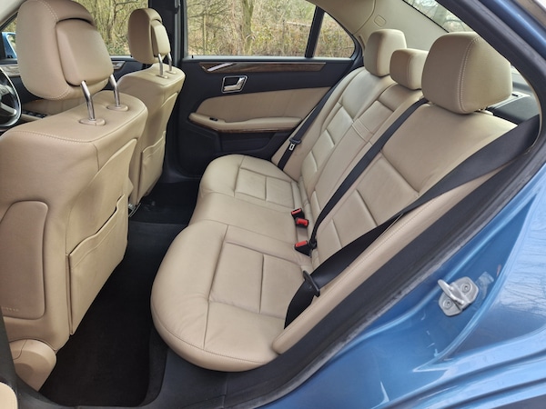 Used Mercedes-Benz E-Class 2010 for sale - 74427276: Photo 20