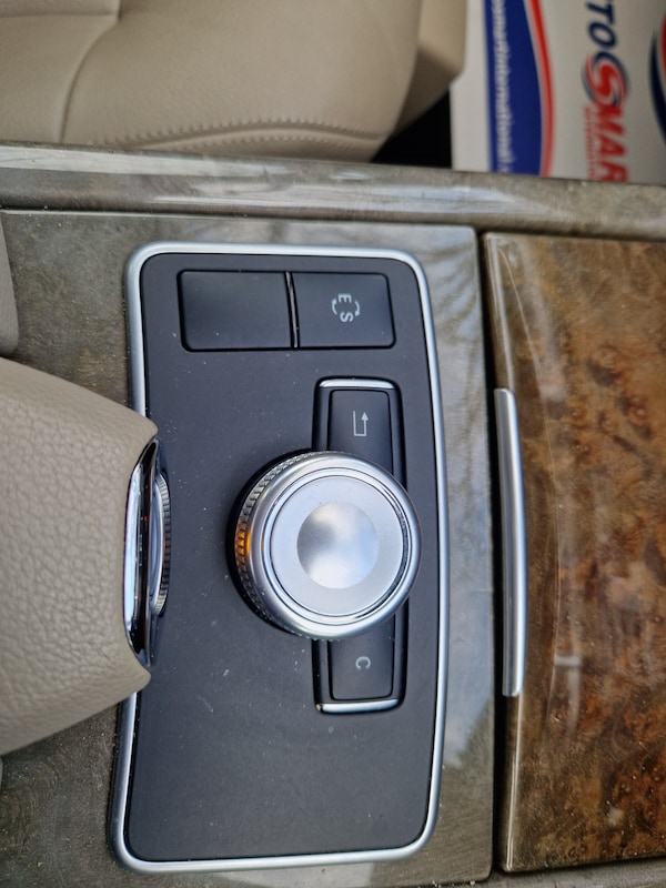 Used Mercedes-Benz E-Class 2010 for sale - 74427276: Photo 46