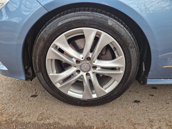 Used Mercedes-Benz E-Class 2010 for sale - 74427276: Photo 8