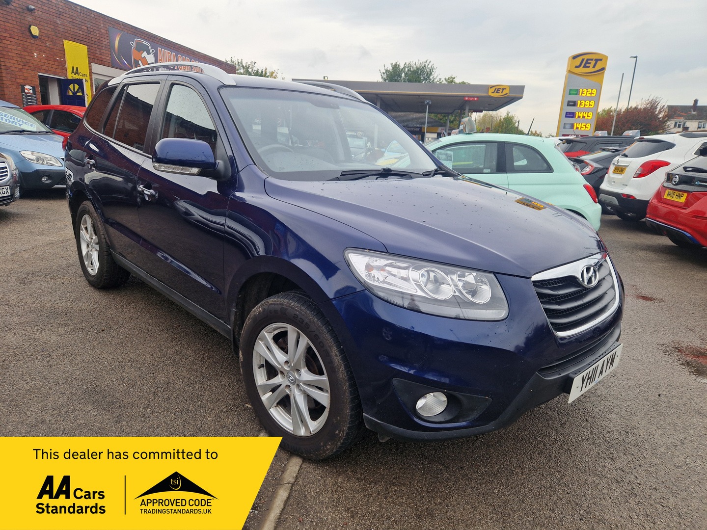 Used Hyundai Santa Fe 2011 for sale - 76170412: Photo 1