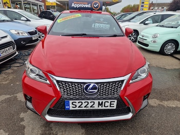 Used Lexus CT 2014 for sale - 76309775: Photo 2