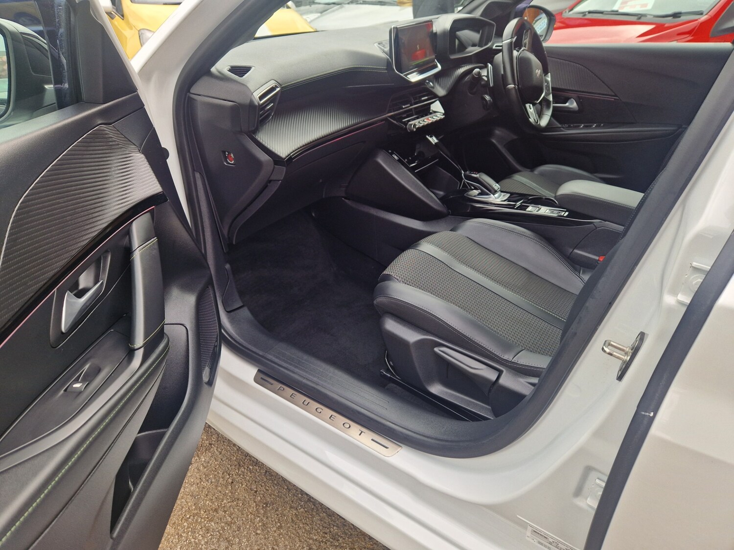 Used Peugeot 208 2021 for sale - 76232658: Photo 15