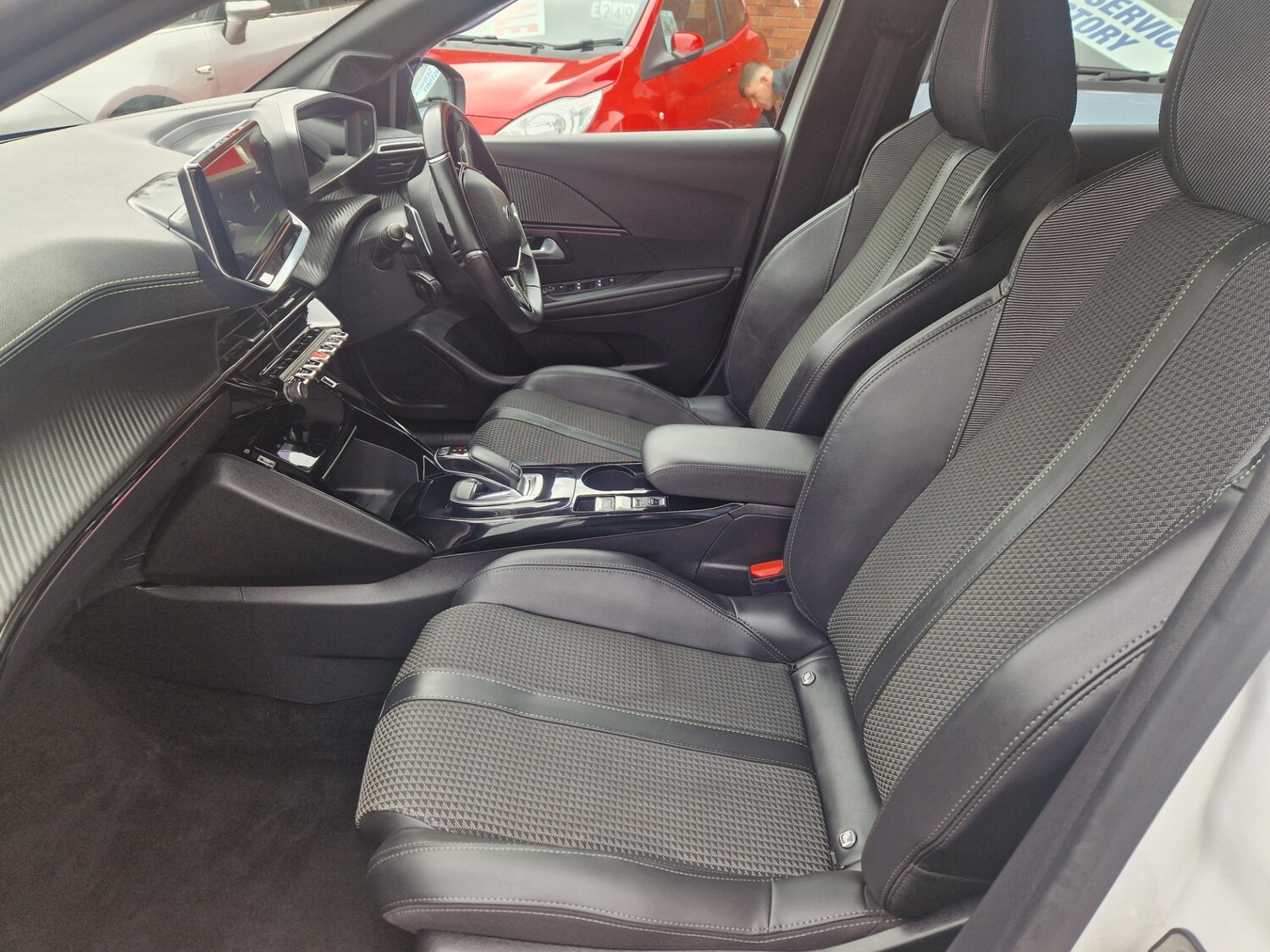 Used Peugeot 208 2021 for sale - 76232658: Photo 17