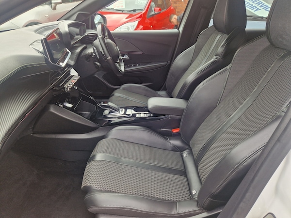 Used Peugeot 208 2021 for sale - 76232658: Photo 17
