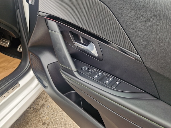 Used Peugeot 208 2021 for sale - 76232658: Photo 26