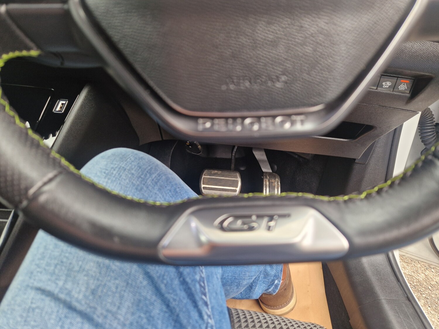 Used Peugeot 208 2021 for sale - 76232658: Photo 40