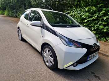 2015 (65) - 1.0 VVT-i X-Pression 5dr