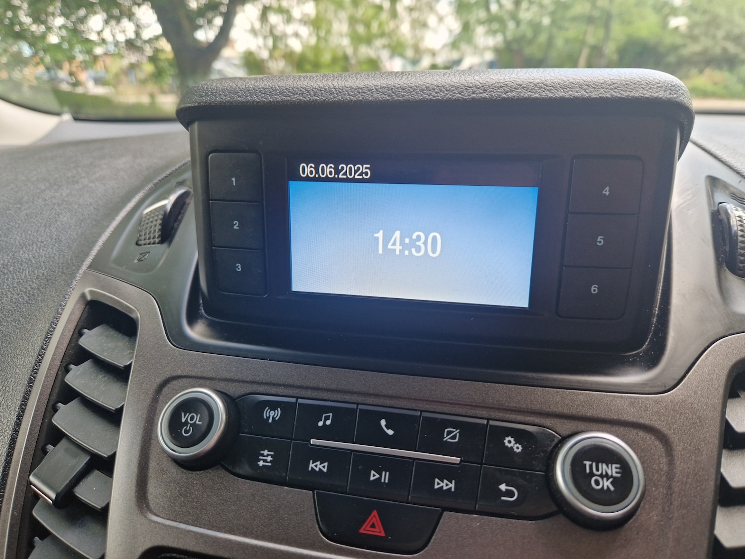 Vehicle 28