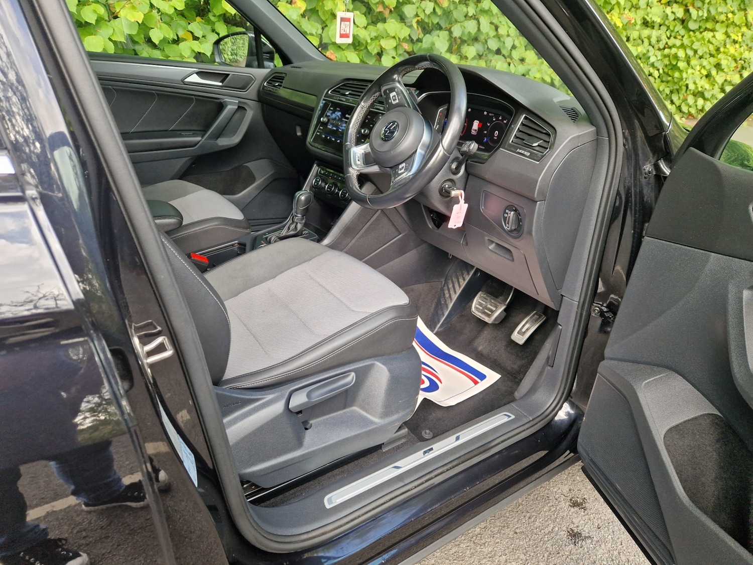 Vehicle 21