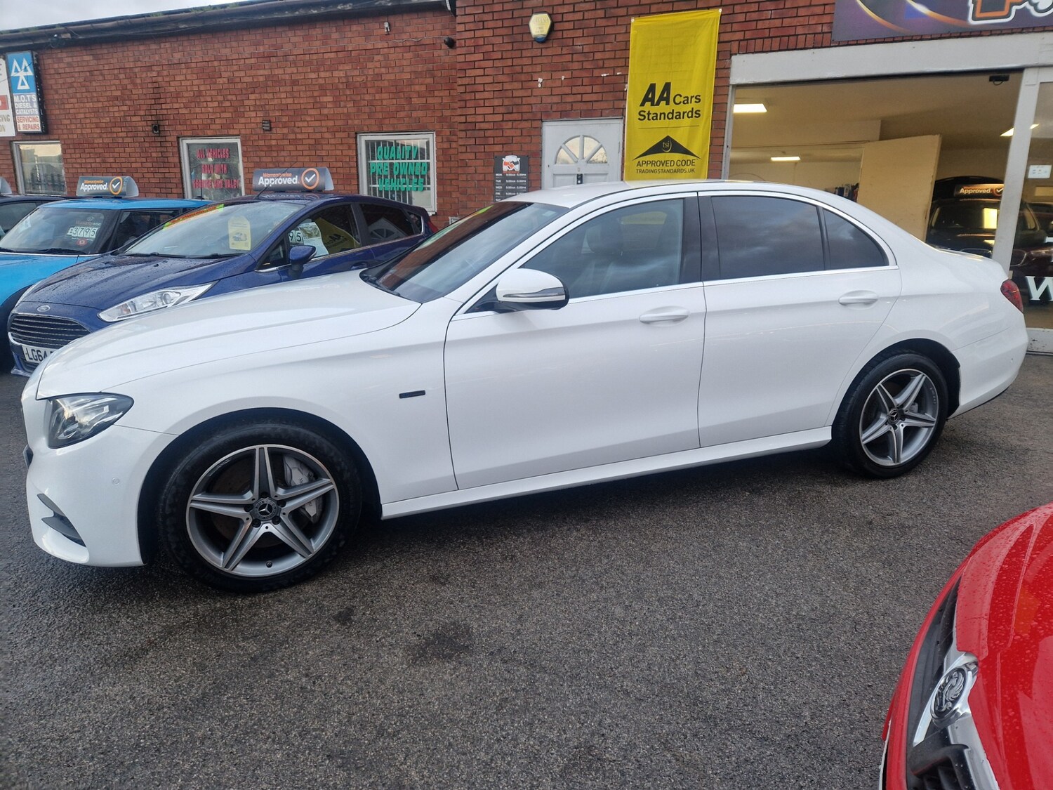 Used Mercedes-Benz E Class 2019 for sale - 76037877: Photo 4