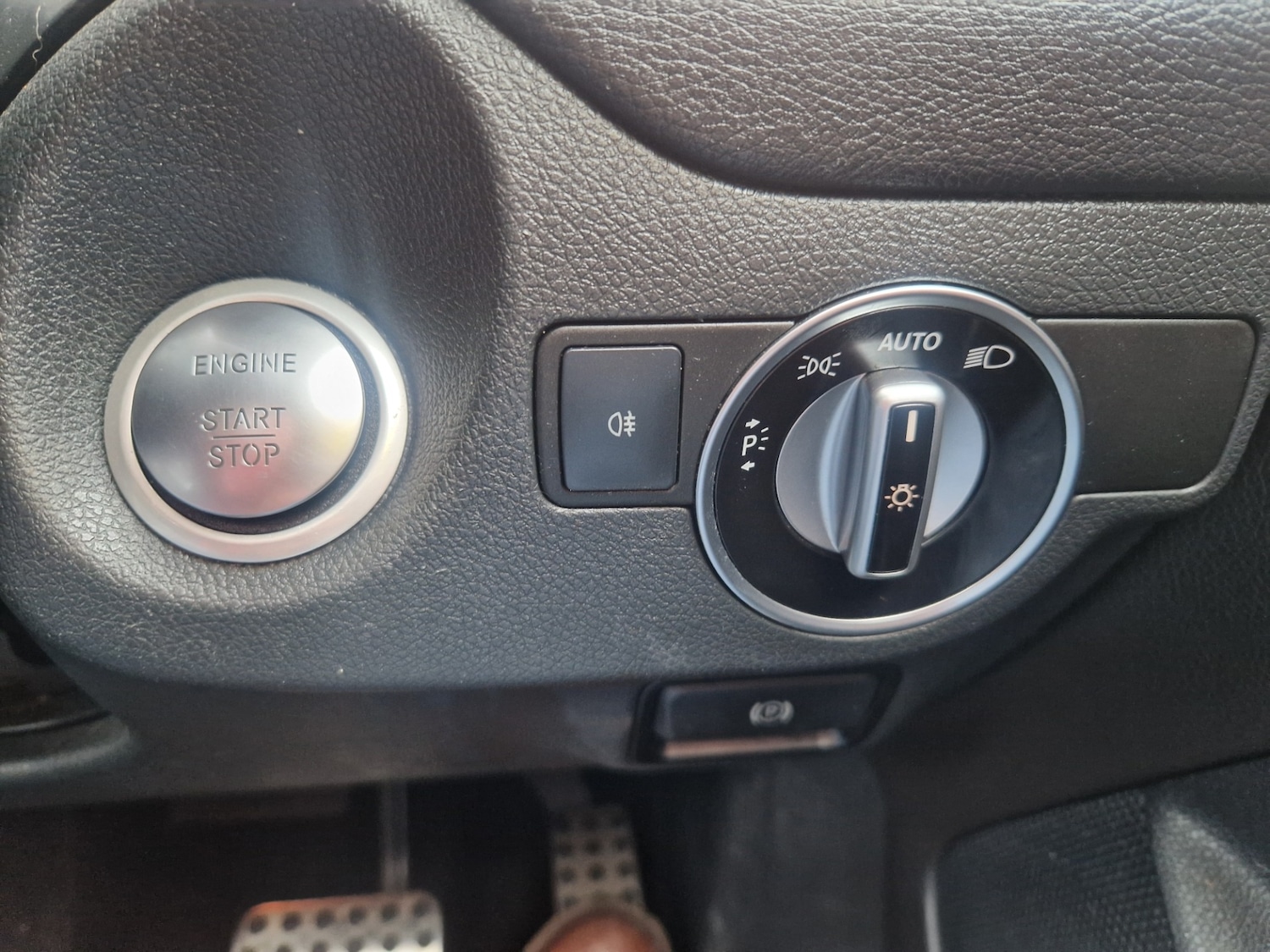 Used Mercedes-Benz CLA 2018 for sale - 76578209: Photo 40