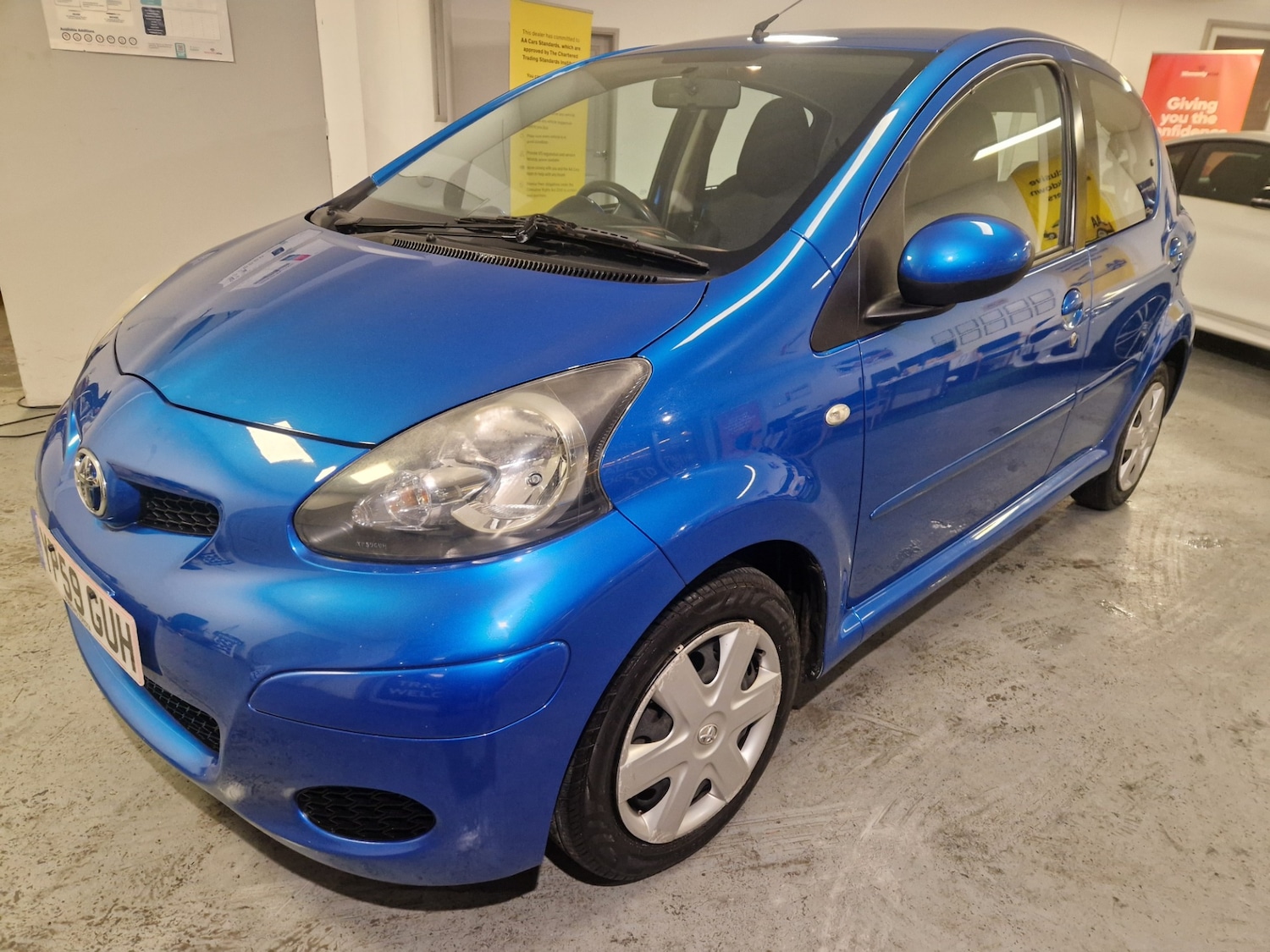 Used Toyota AYGO 2009 for sale - 77208808: Photo 3