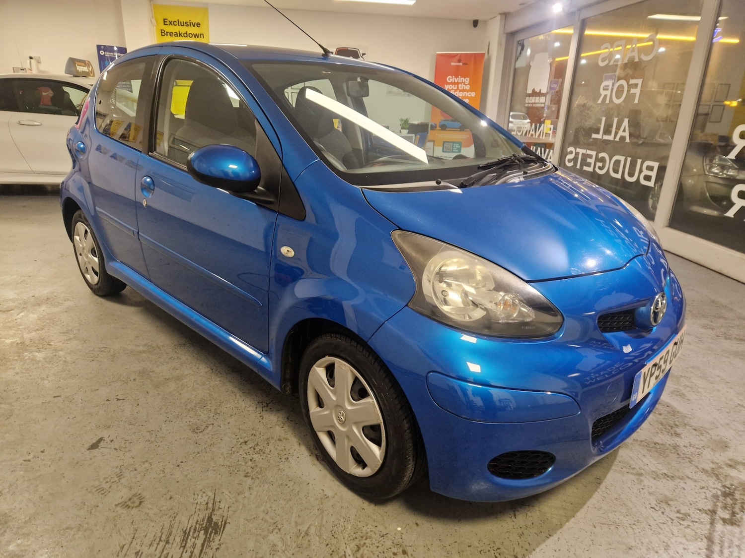 Used Toyota AYGO 2009 for sale - 77208808: Photo 9