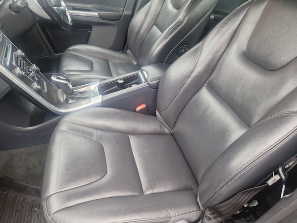 Used Volvo XC60 2014 for sale - 76262842: Photo 22