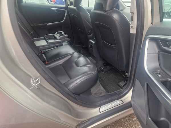 Used Volvo XC60 2014 for sale - 76262842: Photo 34
