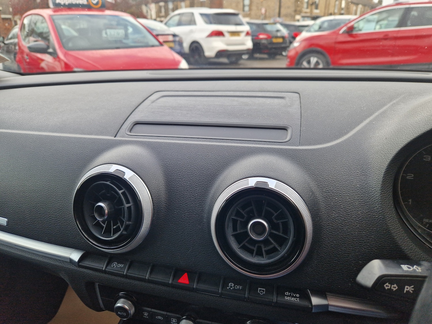 Used Audi A3 2017 for sale - 77198499: Photo 32