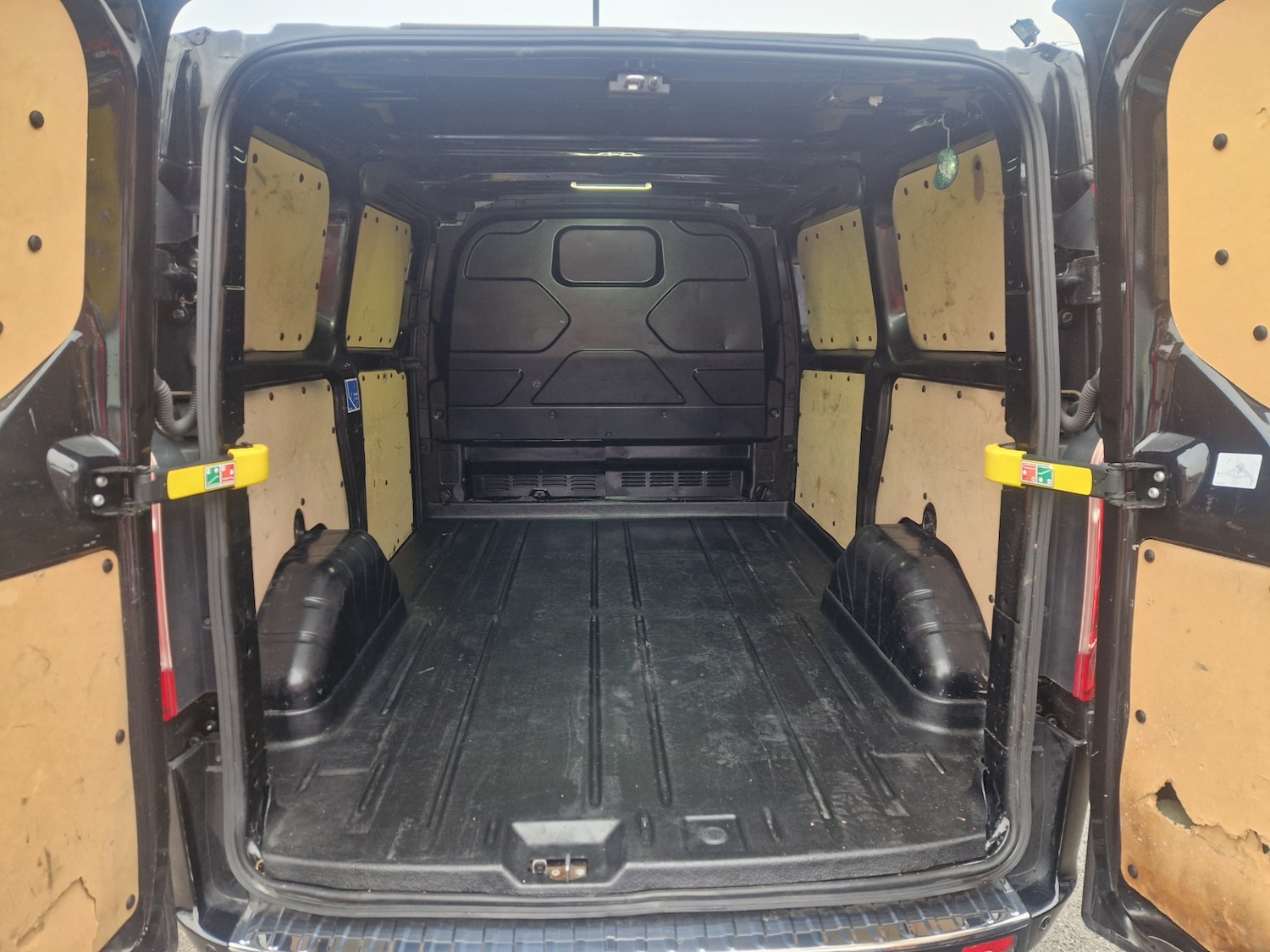 Used Ford Transit Custom 2016 for sale - 77062074: Photo 19