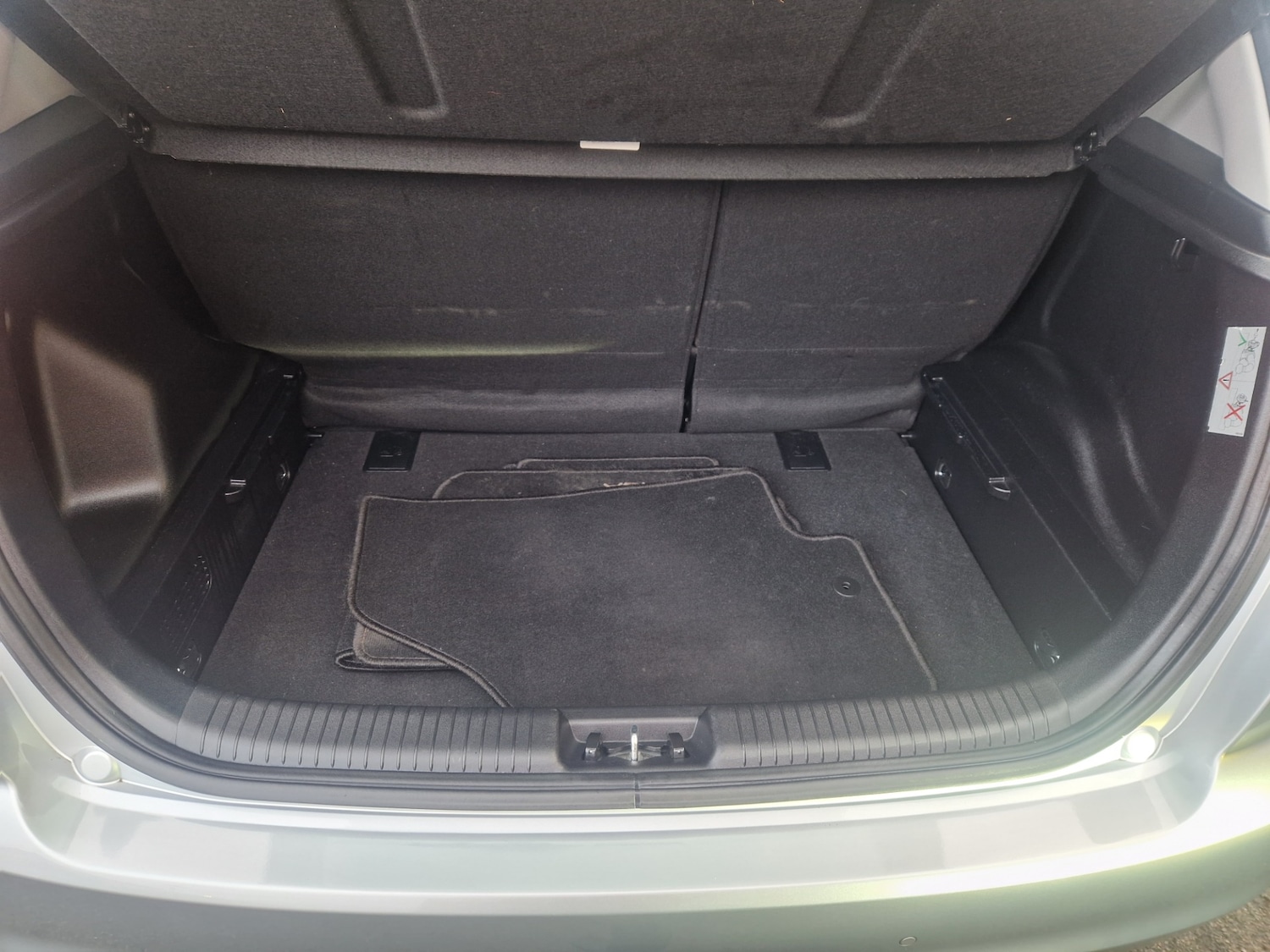 Used Kia Venga 2017 for sale - 76652718: Photo 16