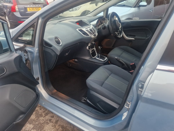 Used Ford Fiesta 2010 for sale - 76332149: Photo 16
