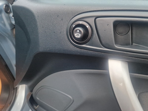 Used Ford Fiesta 2010 for sale - 76332149: Photo 35