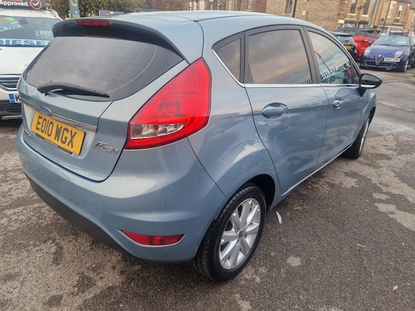 Used Ford Fiesta 2010 for sale - 76332149: Photo 4