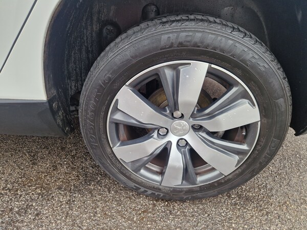 Used Peugeot 2008 2014 for sale - 75690692: Photo 11