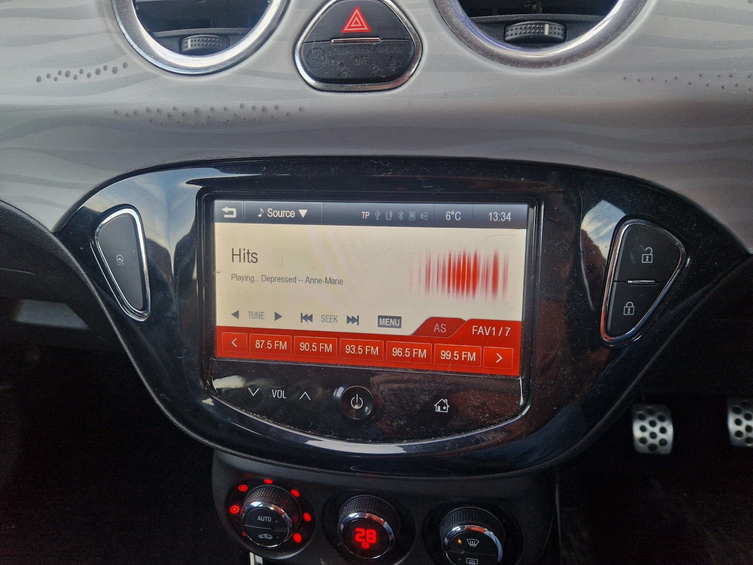 Used Vauxhall ADAM 2013 for sale - 76832049: Photo 12