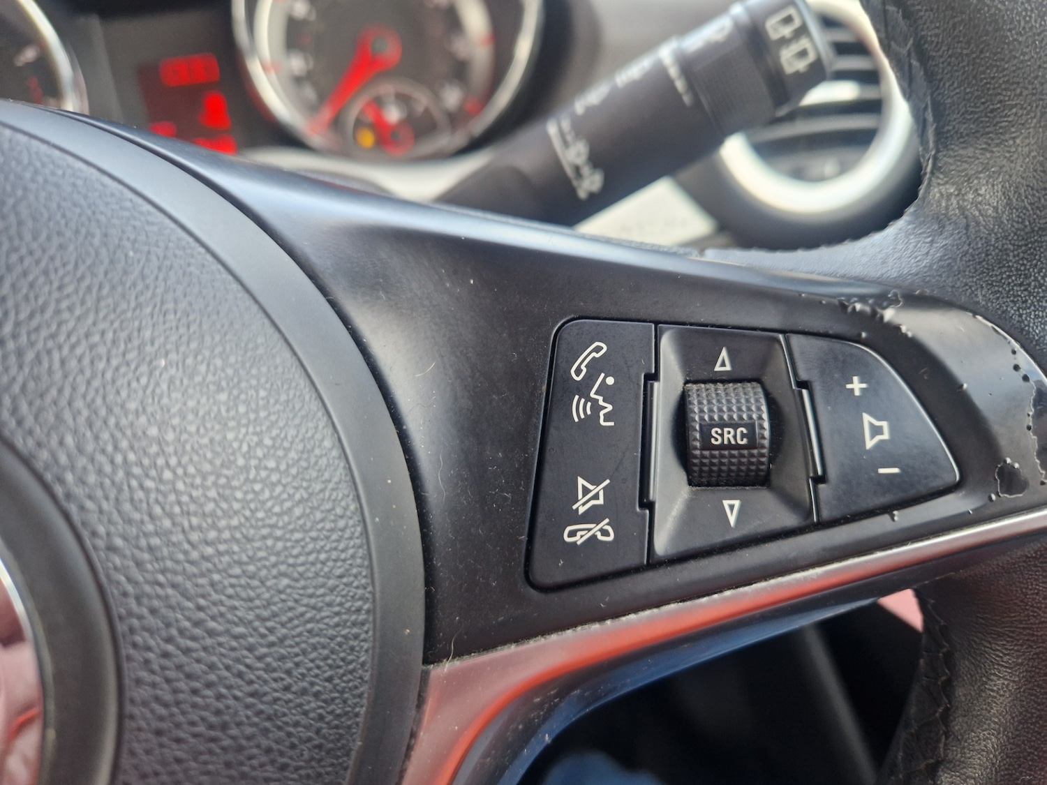 Used Vauxhall ADAM 2013 for sale - 76832049: Photo 17