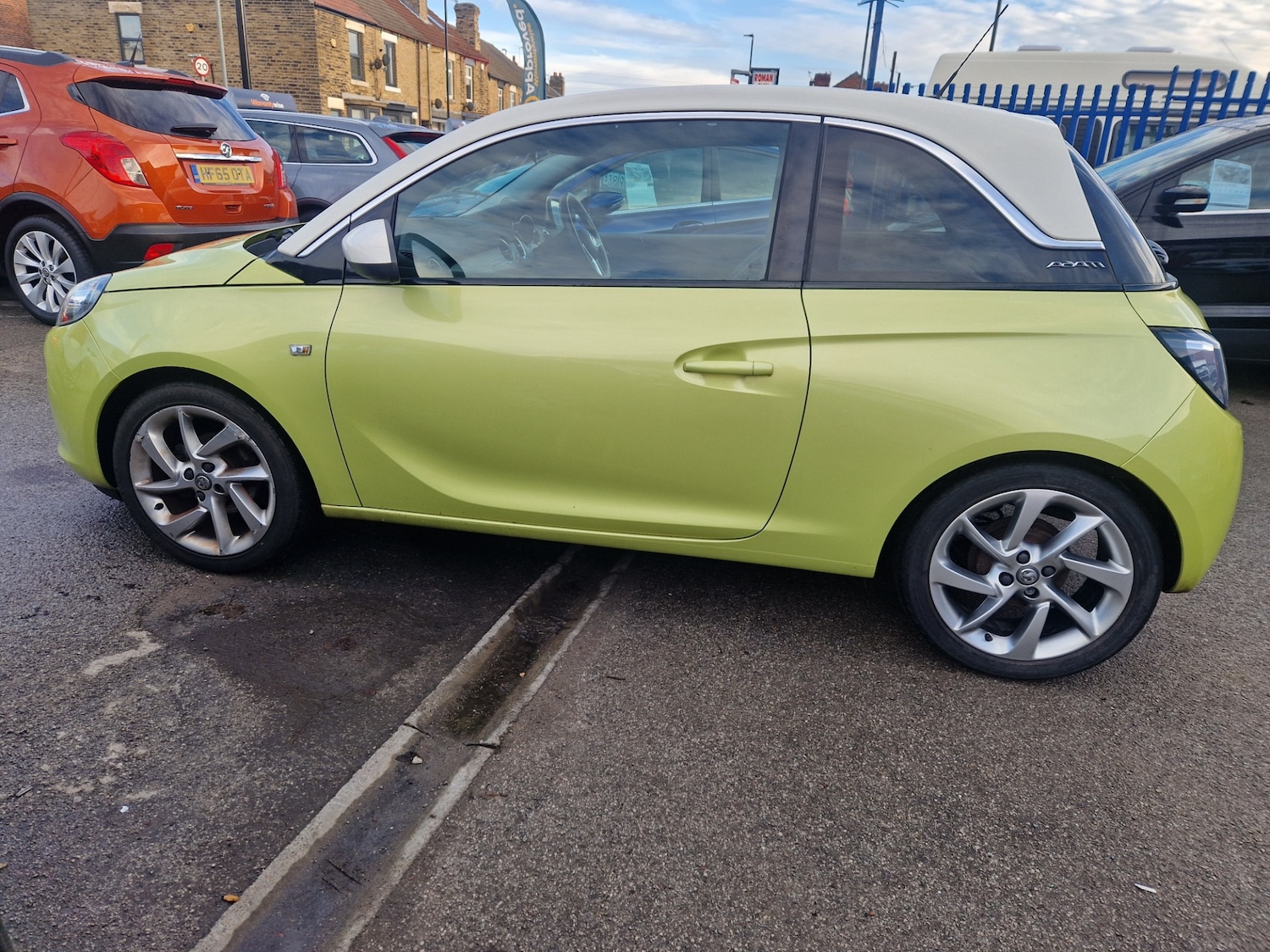 Used Vauxhall ADAM 2013 for sale - 76832049: Photo 4