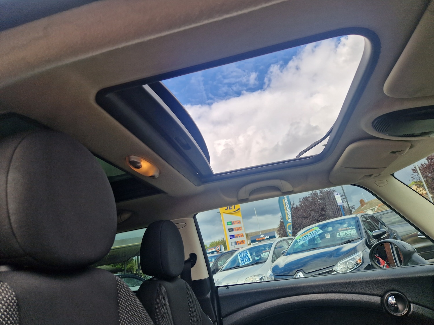 Vehicle 29
