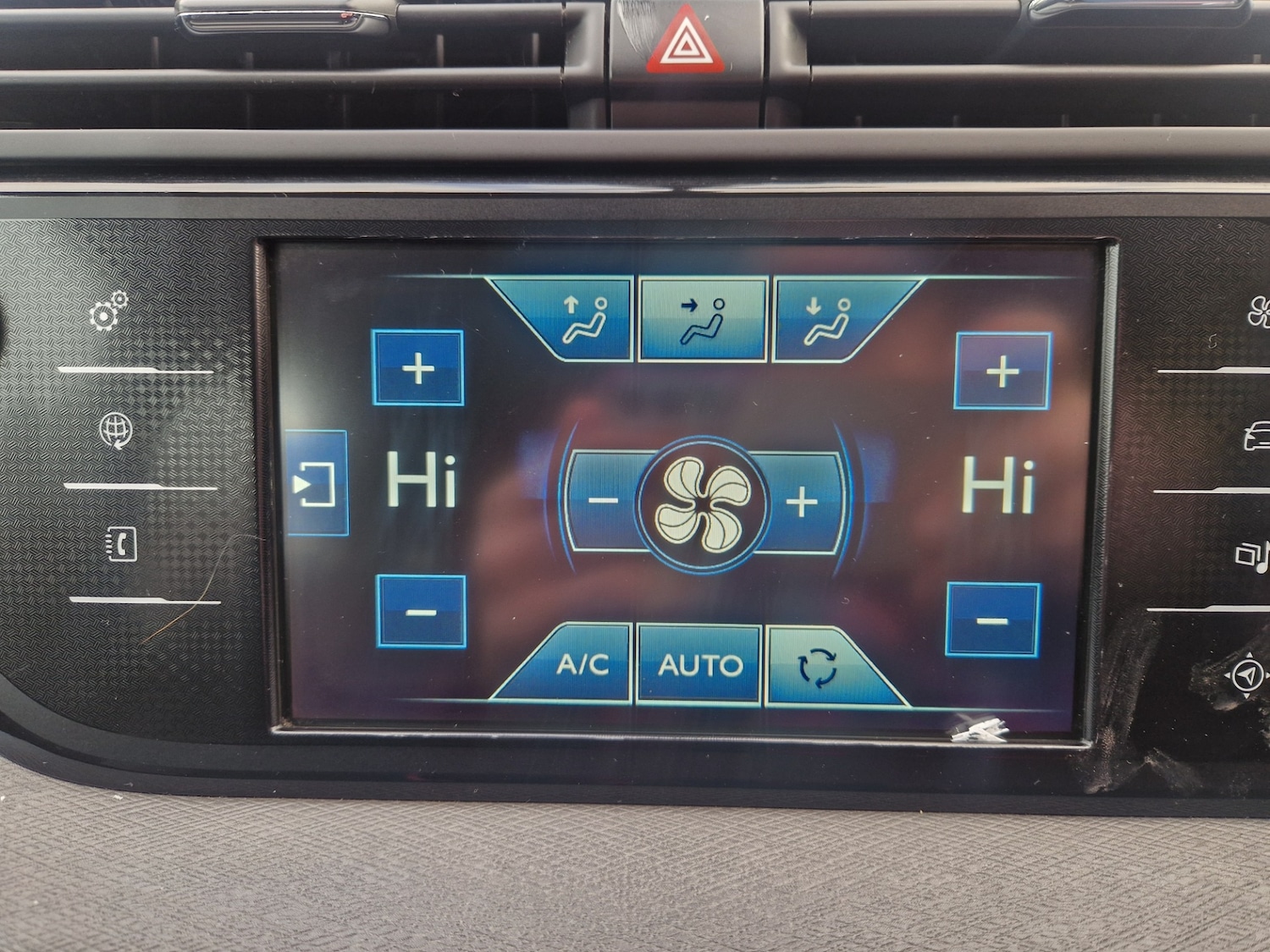 Used Citroen C4 Grand Picasso 2016 for sale - 77045754: Photo 12