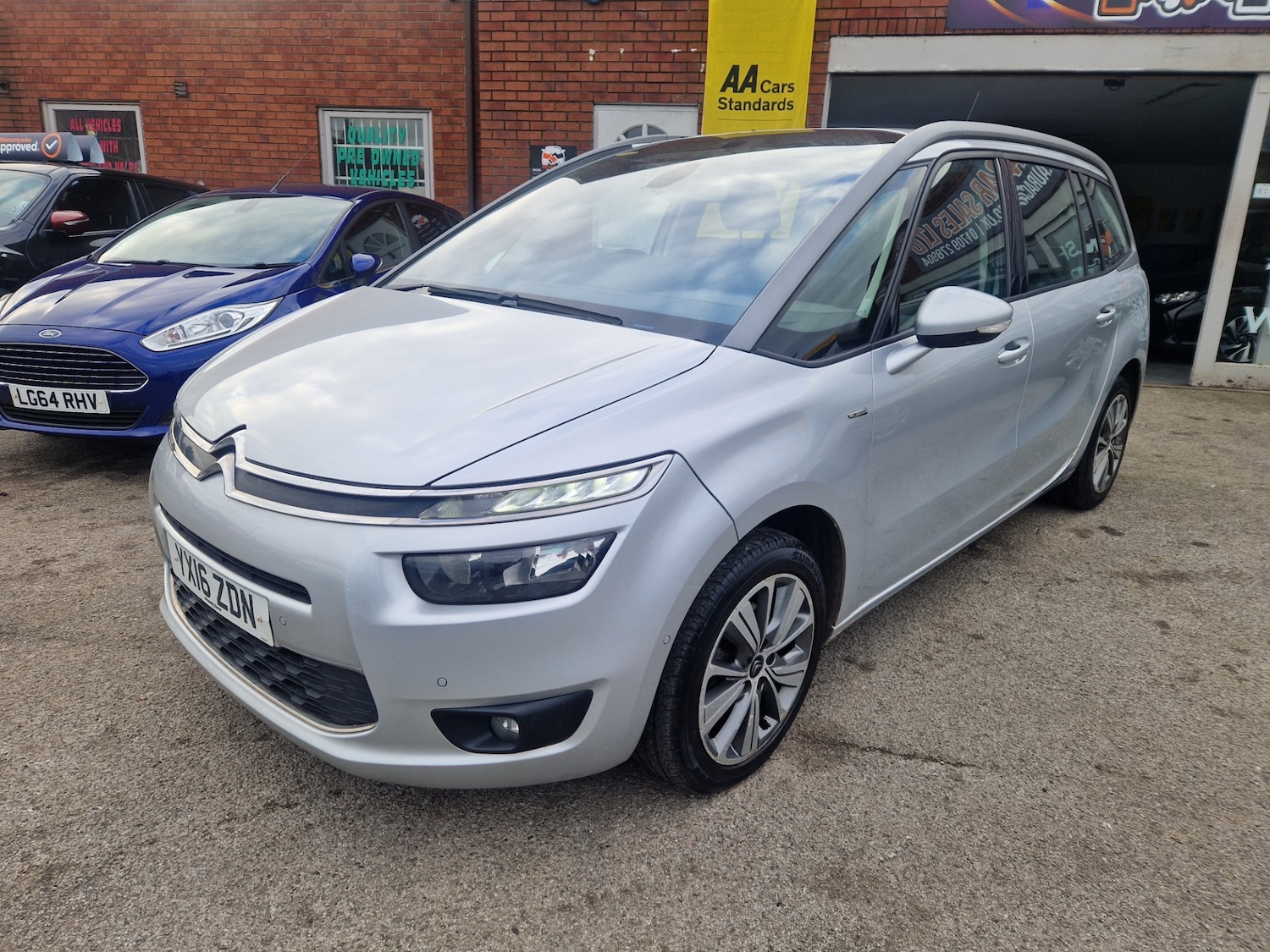 Used Citroen C4 Grand Picasso 2016 for sale - 77045754: Photo 3