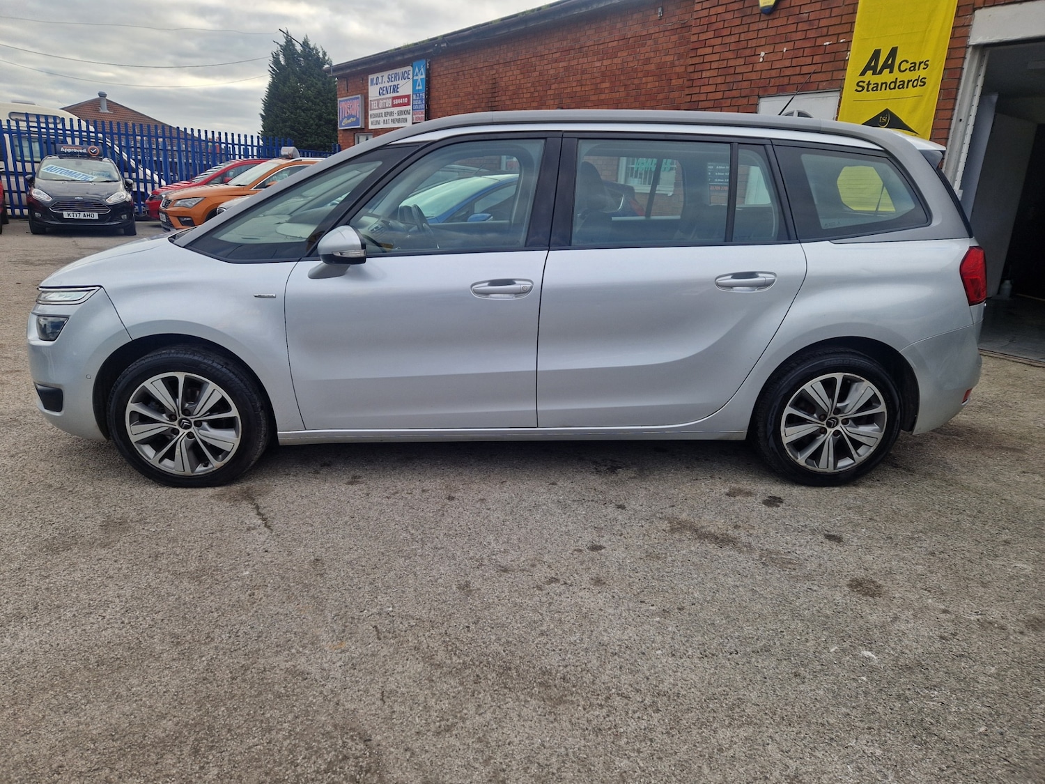 Used Citroen C4 Grand Picasso 2016 for sale - 77045754: Photo 4
