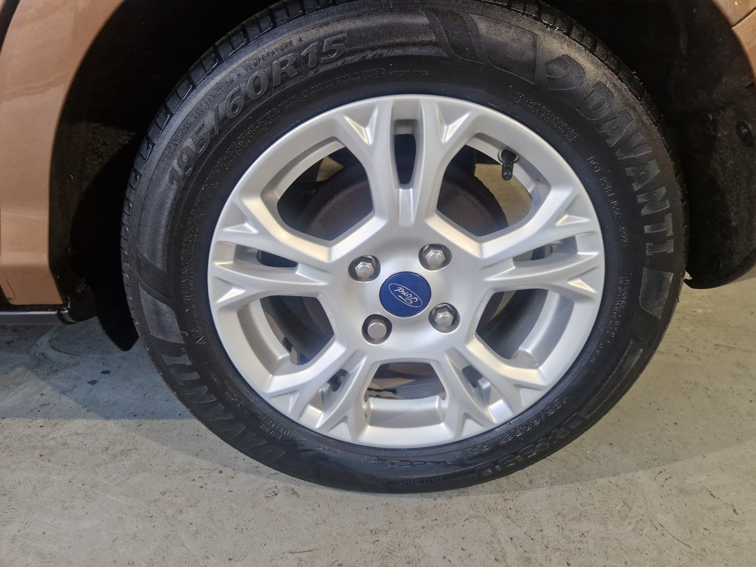 Used Ford B-MAX 2015 for sale - 76492318: Photo 11