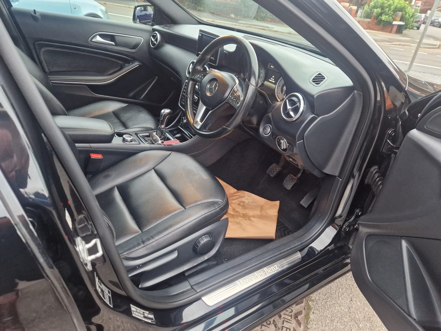 Used Mercedes-Benz A-Class 2015 for sale - 76196747: Photo 27