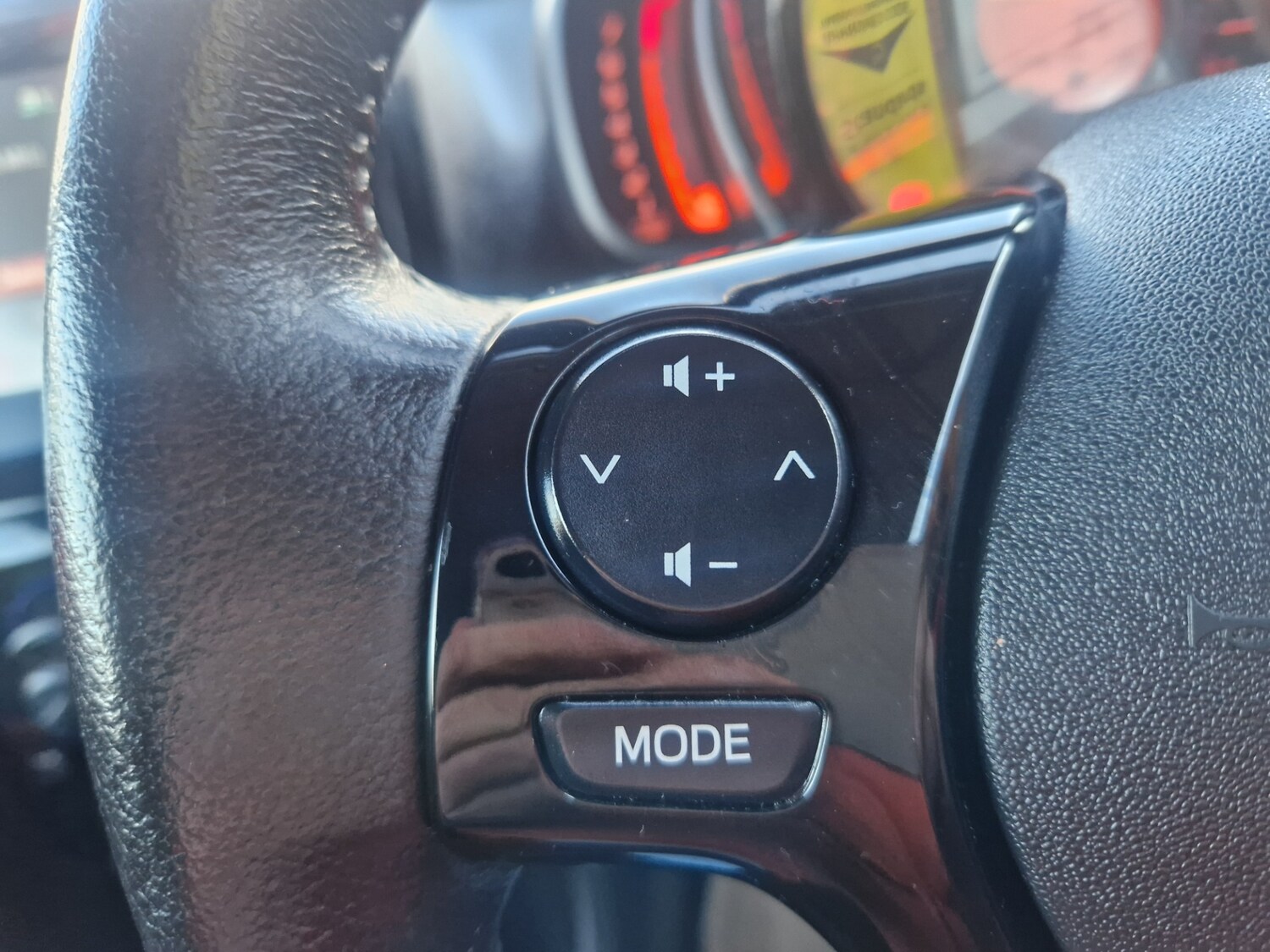 Used Peugeot 108 2016 for sale - 77475663: Photo 19