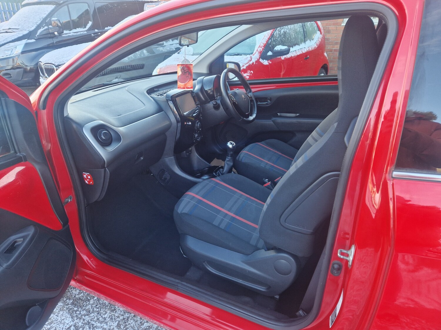 Used Peugeot 108 2016 for sale - 77475663: Photo 9