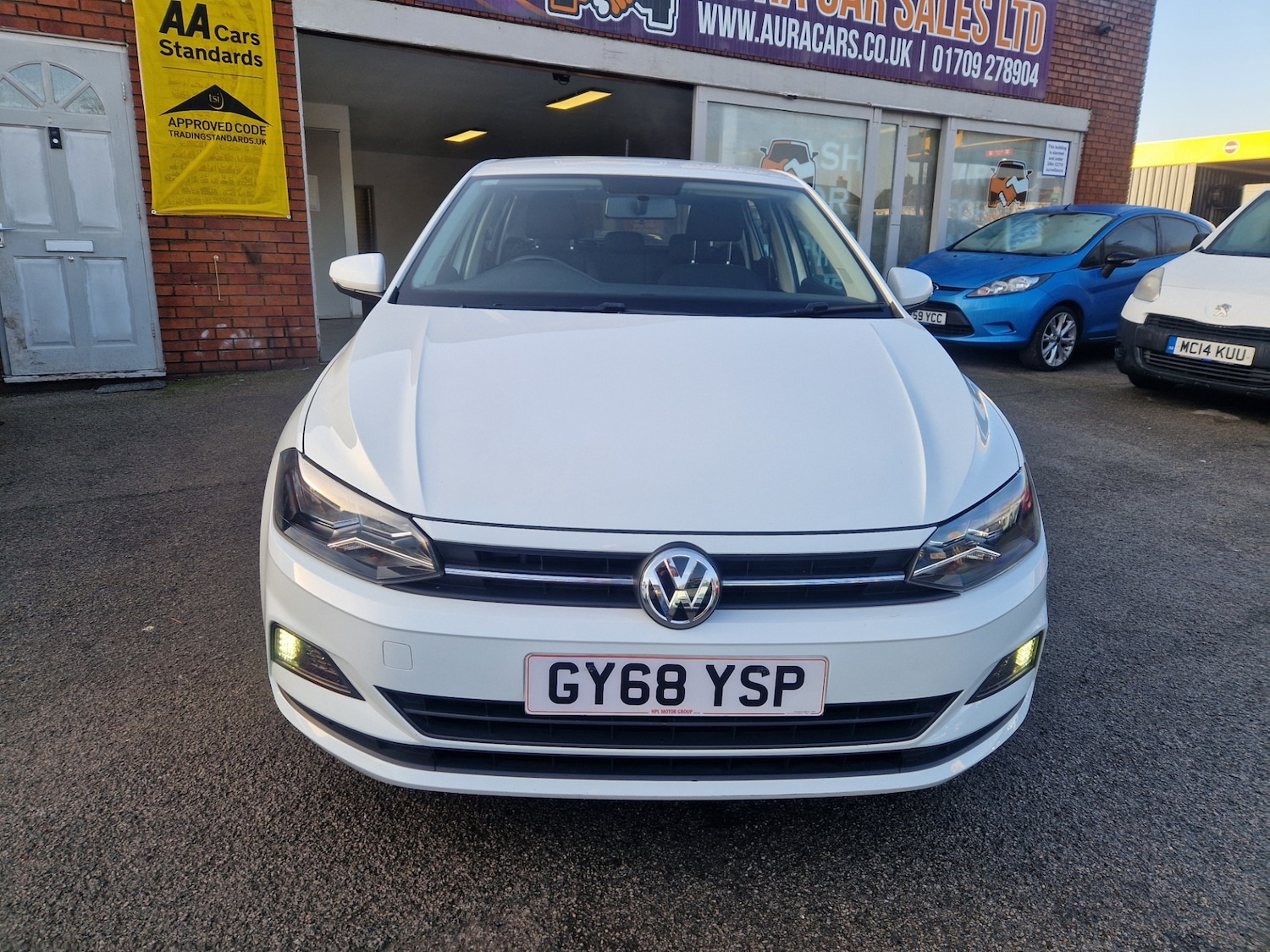 Used Volkswagen Polo 2019 for sale - 77350620: Photo 2