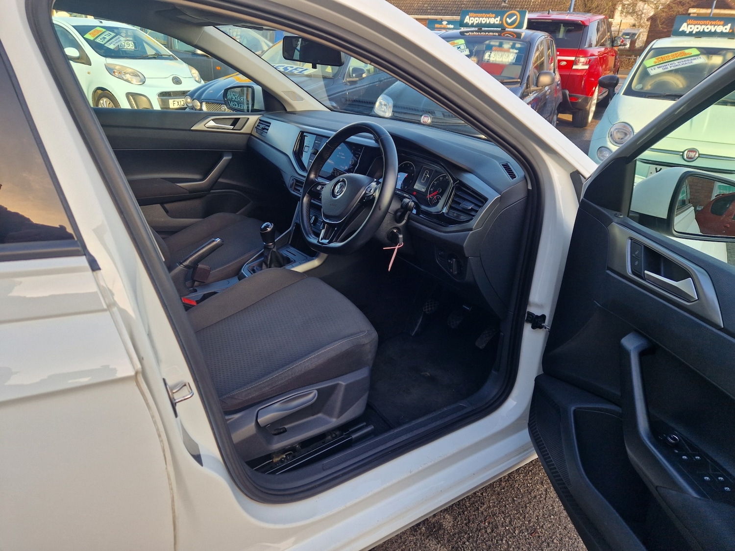 Used Volkswagen Polo 2019 for sale - 77350620: Photo 24