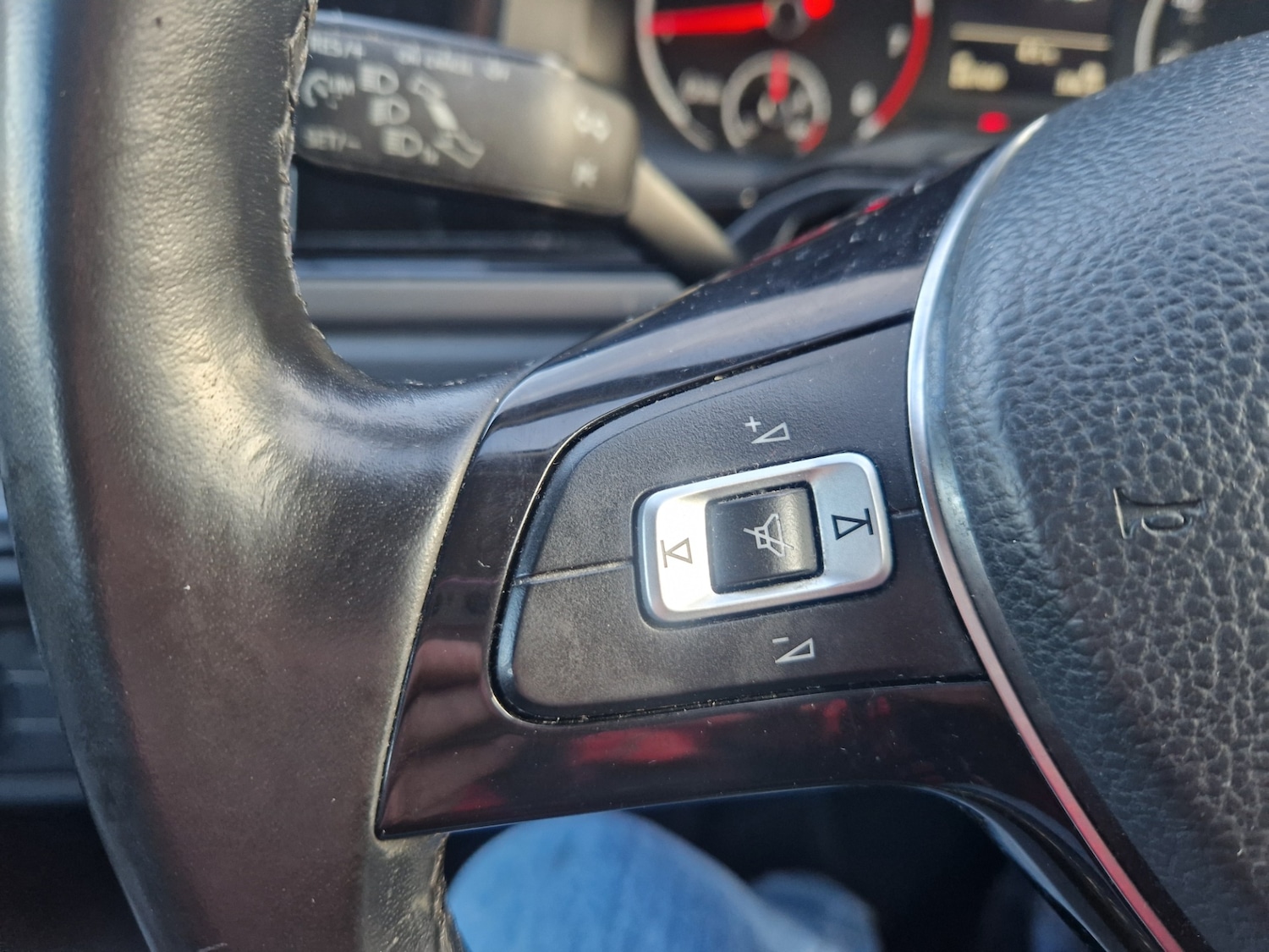 Used Volkswagen Polo 2019 for sale - 77350620: Photo 29