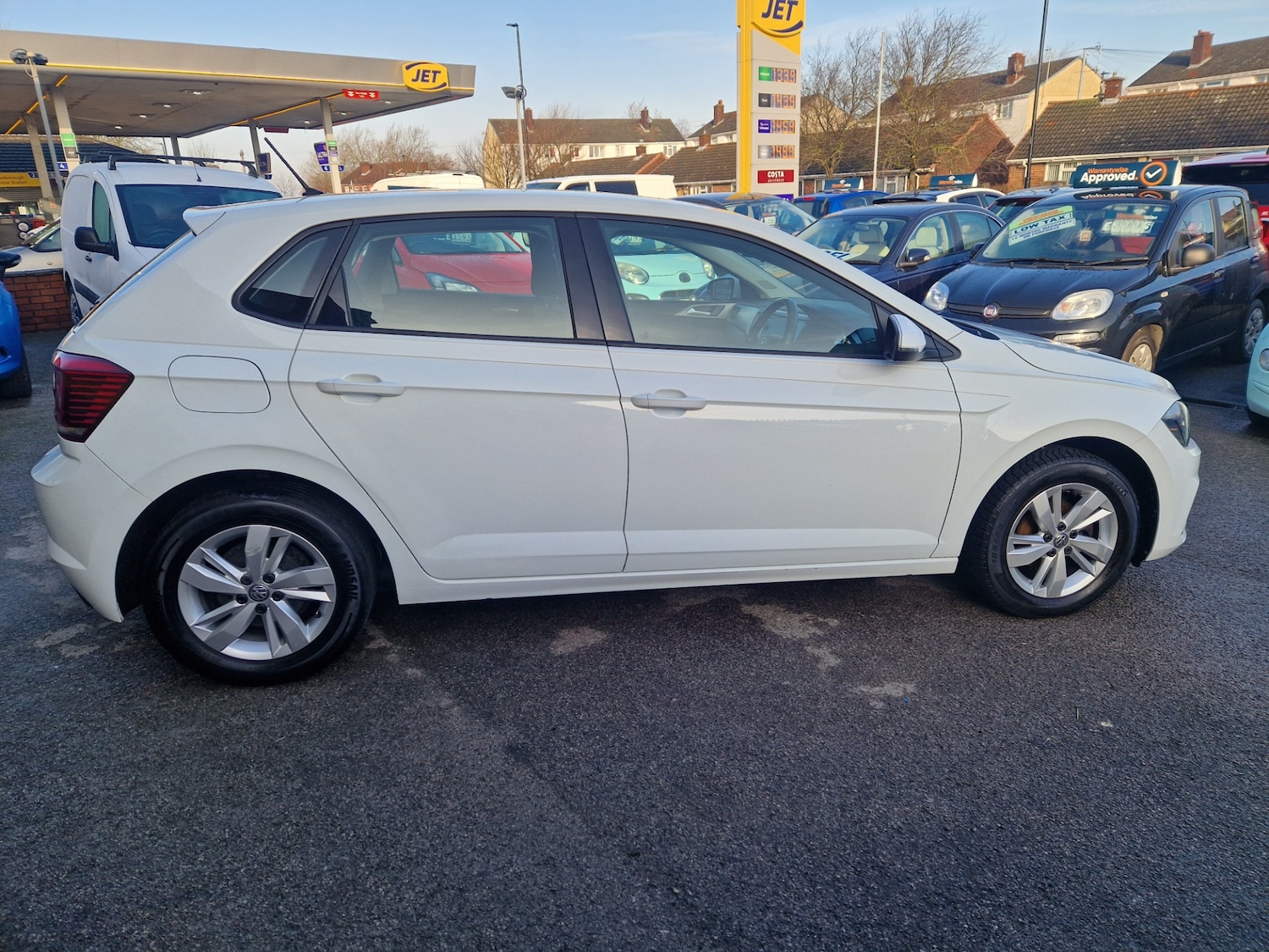 Used Volkswagen Polo 2019 for sale - 77350620: Photo 8