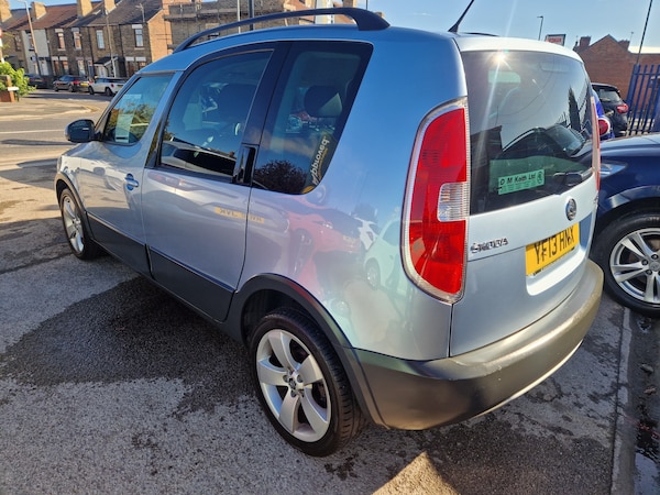 Used Skoda Roomster 2013 for sale - 76181521: Photo 5