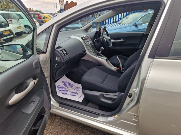 Used Toyota Auris 2009 for sale - 75736339: Photo 17