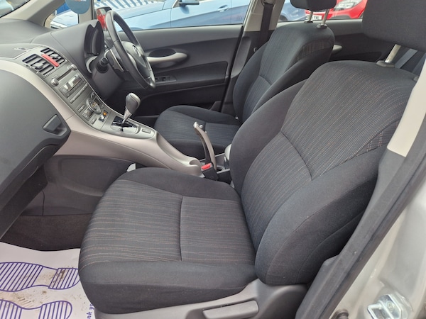 Used Toyota Auris 2009 for sale - 75736339: Photo 18
