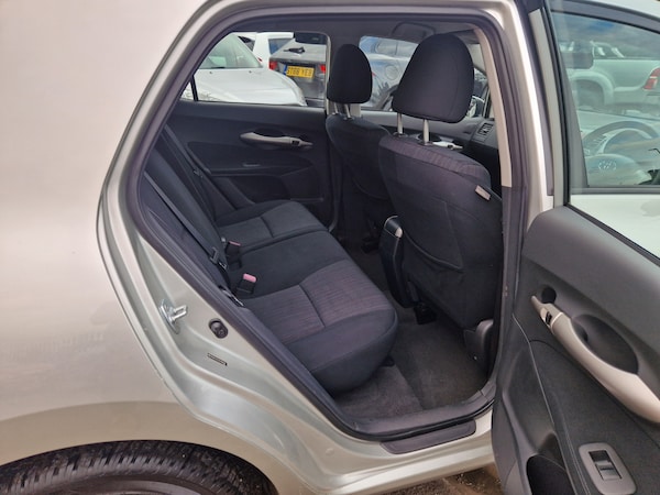 Used Toyota Auris 2009 for sale - 75736339: Photo 25