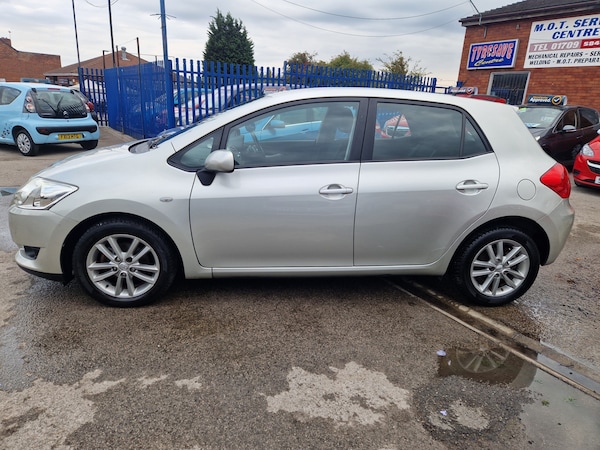 Used Toyota Auris 2009 for sale - 75736339: Photo 4