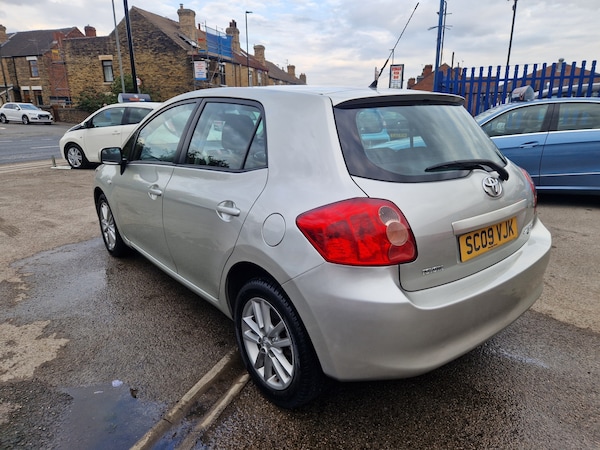 Used Toyota Auris 2009 for sale - 75736339: Photo 5