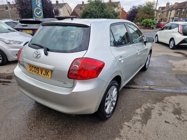 Used Toyota Auris 2009 for sale - 75736339: Photo 7