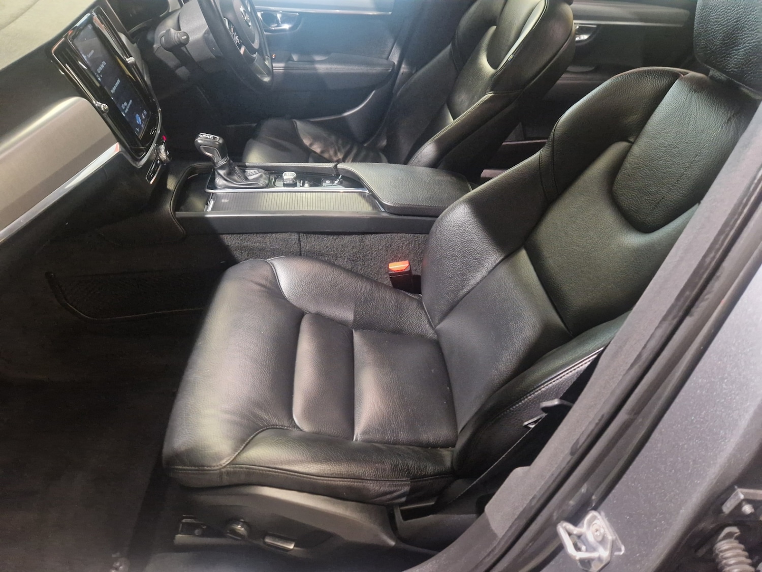 Used Volvo V90 2019 for sale - 76466054: Photo 17