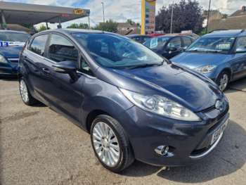 2010 (10) - 1.4 TDCi Titanium 5dr
